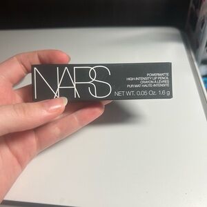 mini nars powermatte high intensity lip pencil in shade cruella